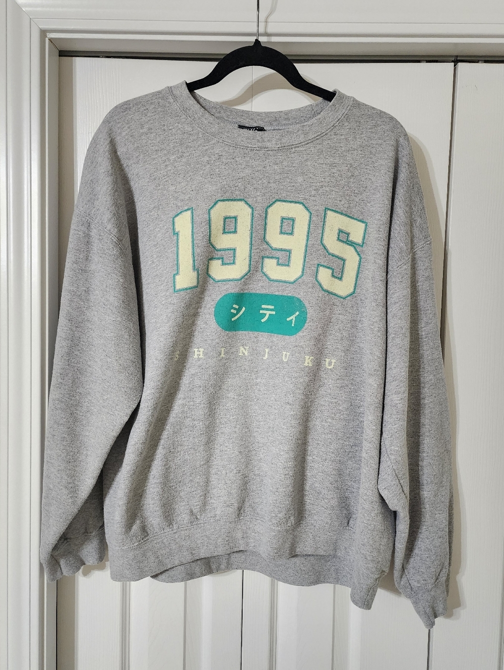 BDG Urban Outfitters Shinjuku Crewneck.
